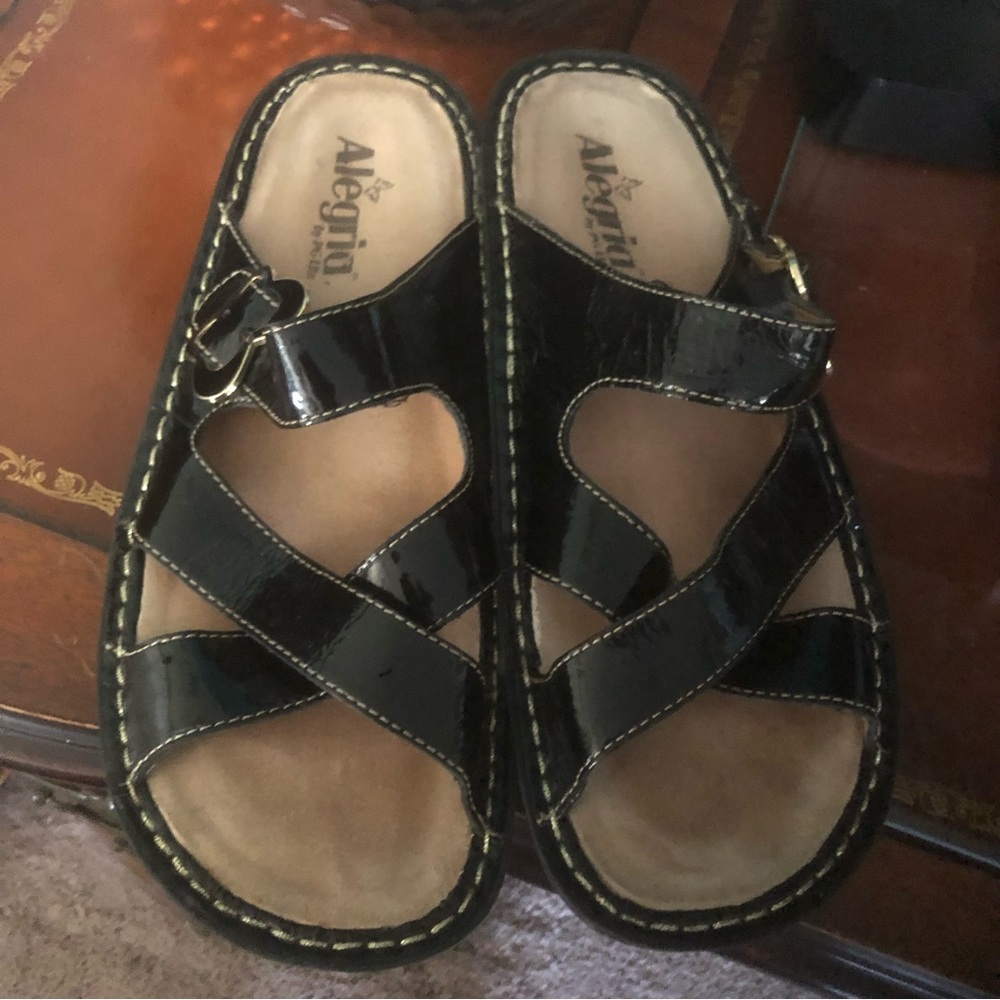 Alegria Black Patent Sandals EUC